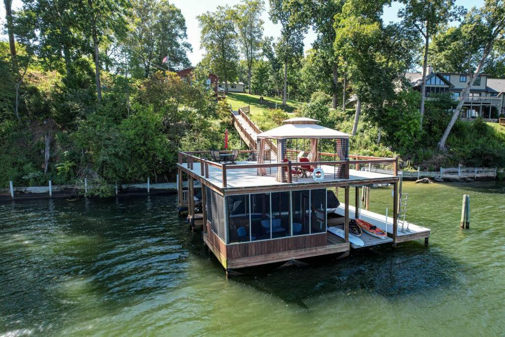 Double J'S Lakehouse Birchwood 외부 사진
